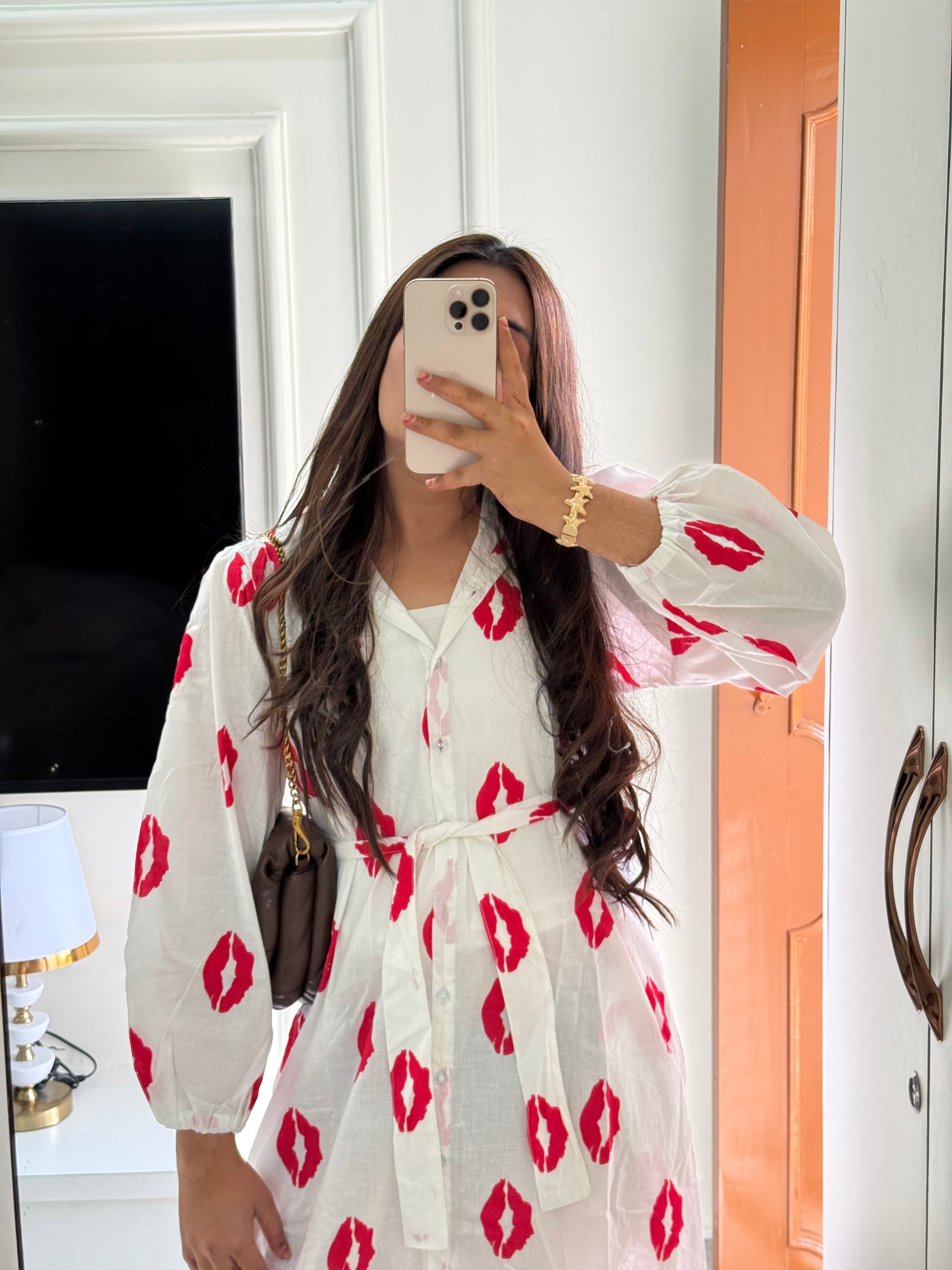 Kiss of love cordset